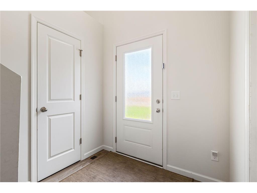 39610 Fallbrook Avenue North Branch MN 55056 7082898 image14