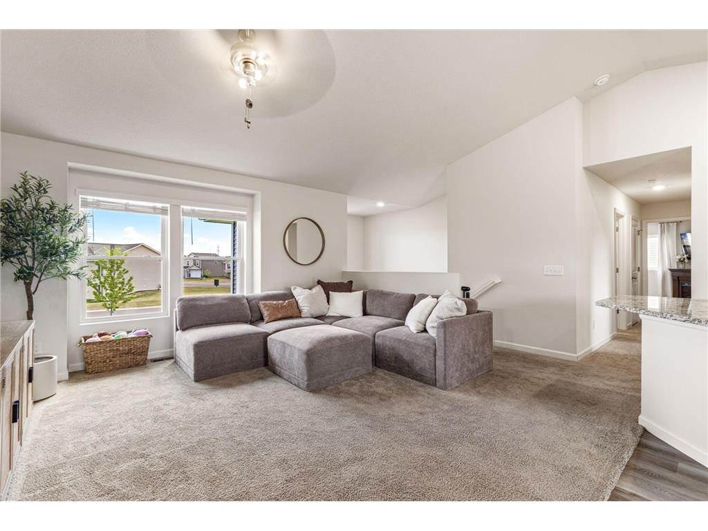 39610 Fallbrook Avenue North Branch MN 55056 7082898 image16