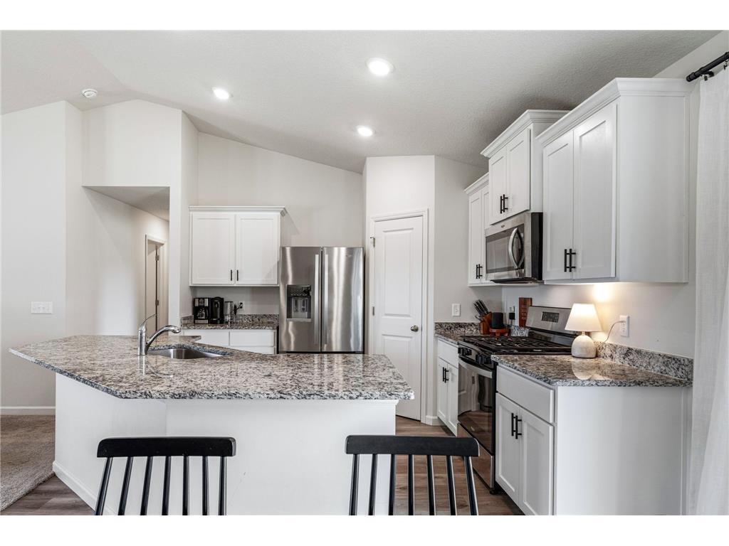 39610 Fallbrook Avenue North Branch MN 55056 7082898 image17