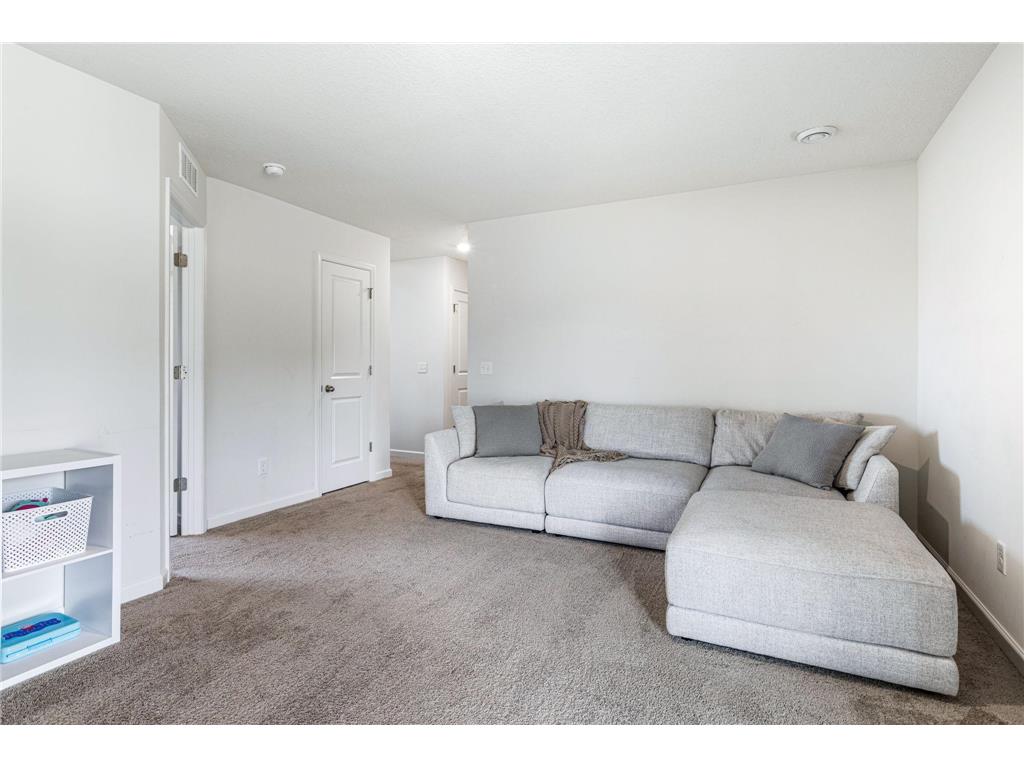 39610 Fallbrook Avenue North Branch MN 55056 7082898 image31