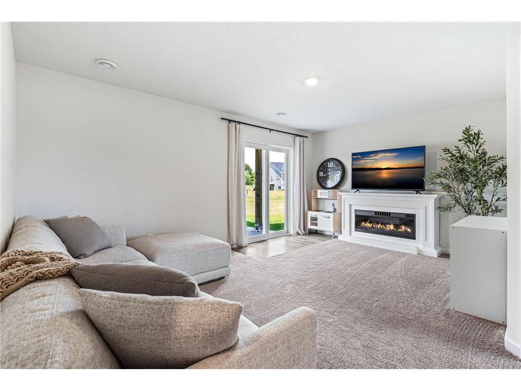 39610 Fallbrook Avenue North Branch MN 55056 7082898 image32