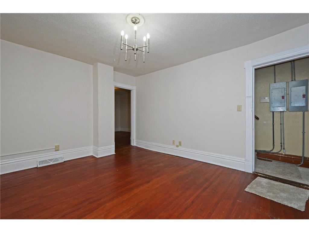 397 Burgess Street Saint Paul MN 55117 7049102 image3