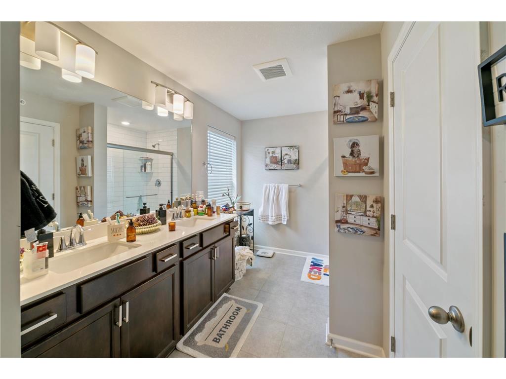 397 Rum River Way Anoka MN 55303 7078085 image8