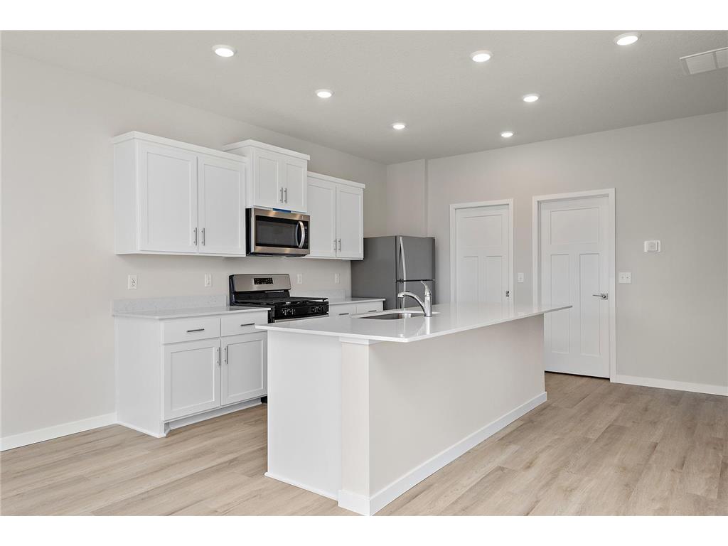 39729 Fallbrook Avenue North Branch MN 55056 6748356 image10