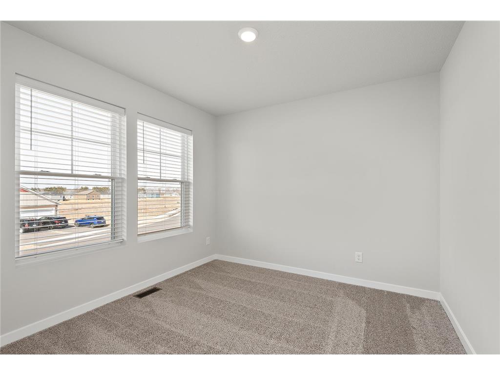 39729 Fallbrook Avenue North Branch MN 55056 6748356 image18