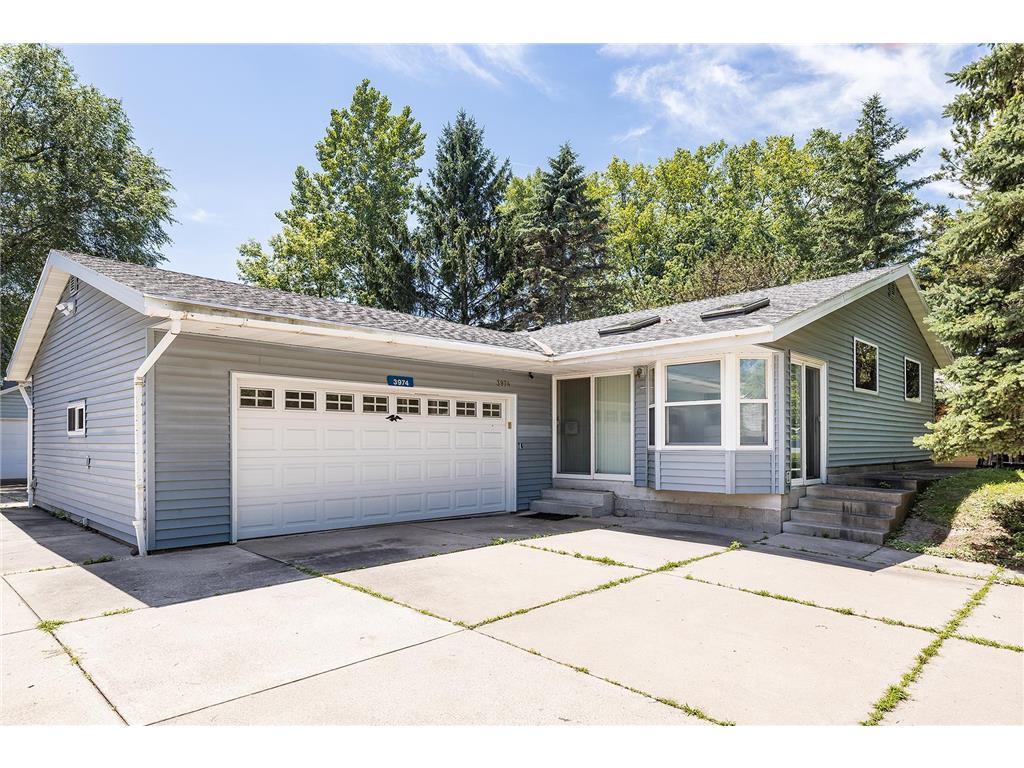 3974 Woodview Drive Vadnais Heights MN 55127 7109879 image1