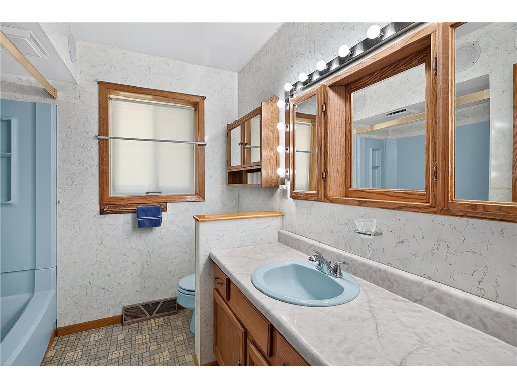 3974 Woodview Drive Vadnais Heights MN 55127 7109879 image11