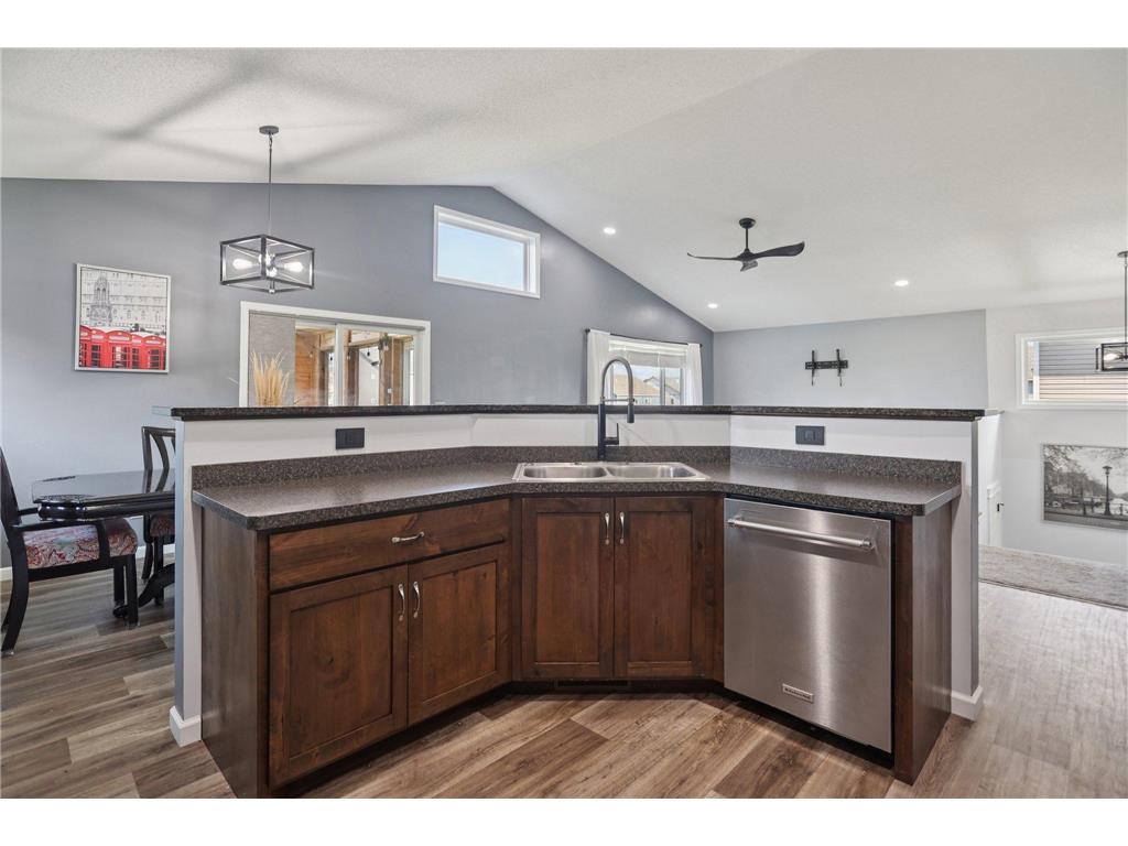 39744 Fawn Avenue North Branch MN 55056 6805551 image15