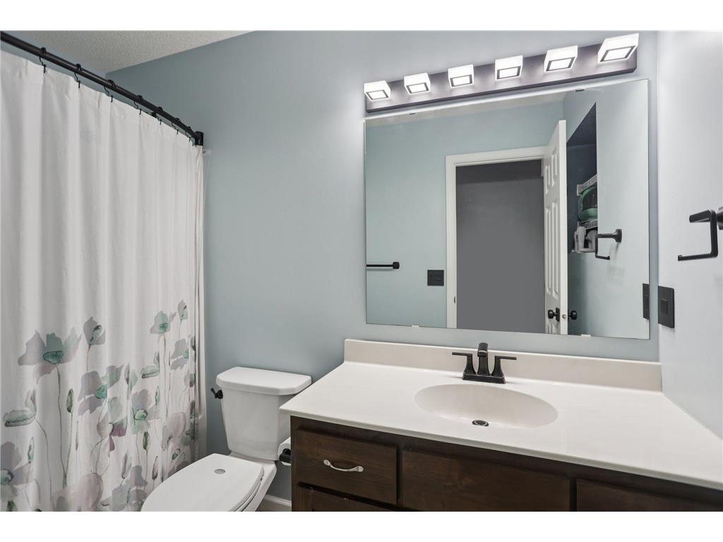 39744 Fawn Avenue North Branch MN 55056 6805551 image24