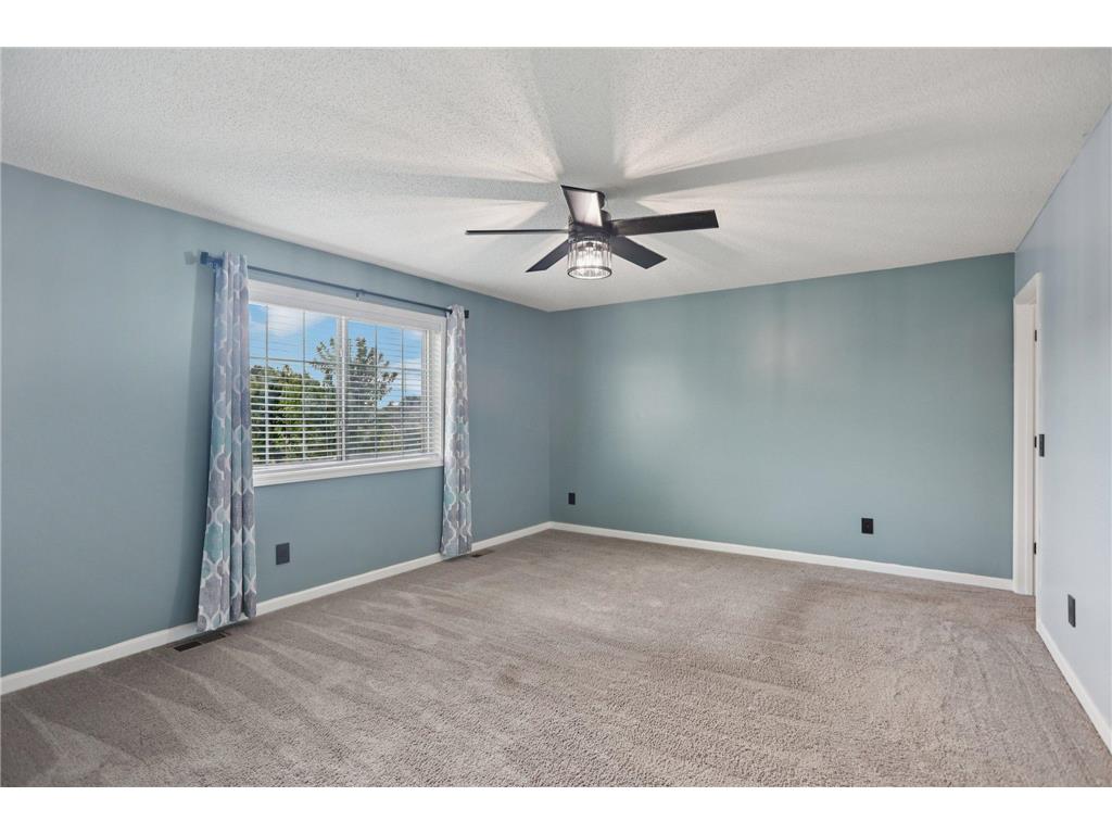 39744 Fawn Avenue North Branch MN 55056 6805551 image27