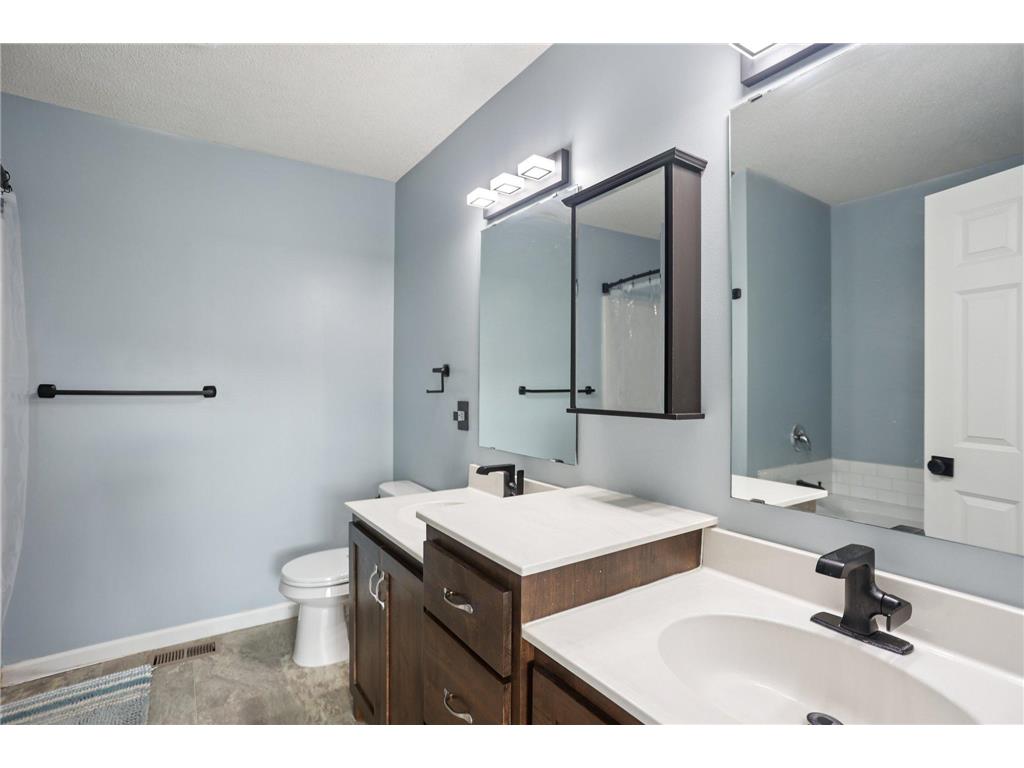 39744 Fawn Avenue North Branch MN 55056 6805551 image32