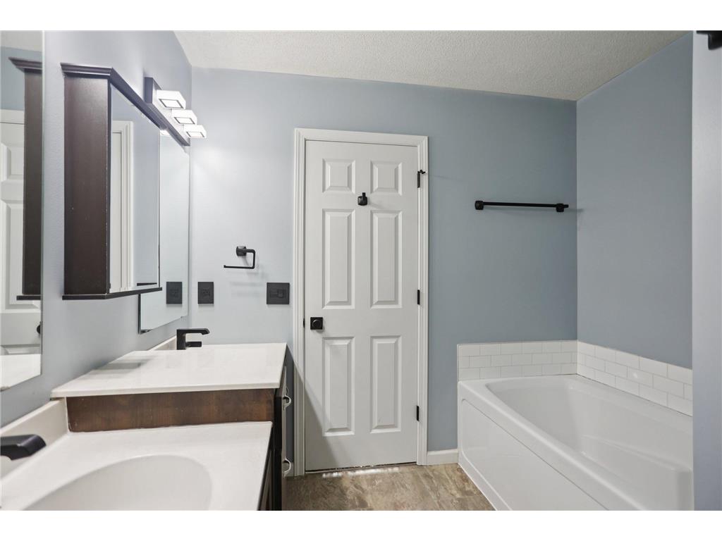 39744 Fawn Avenue North Branch MN 55056 6805551 image33