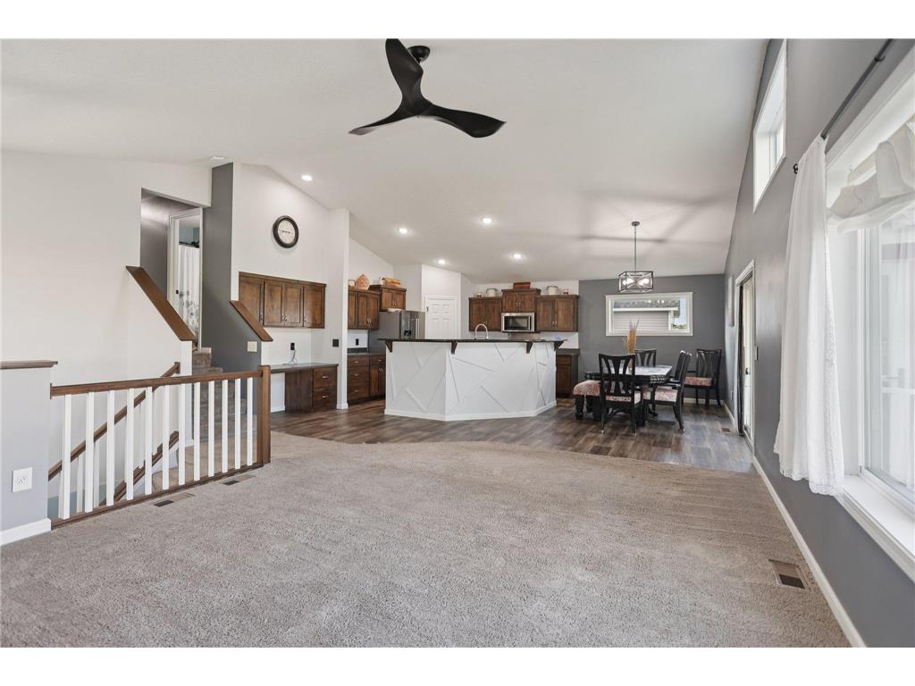 39744 Fawn Avenue North Branch MN 55056 6805551 image8