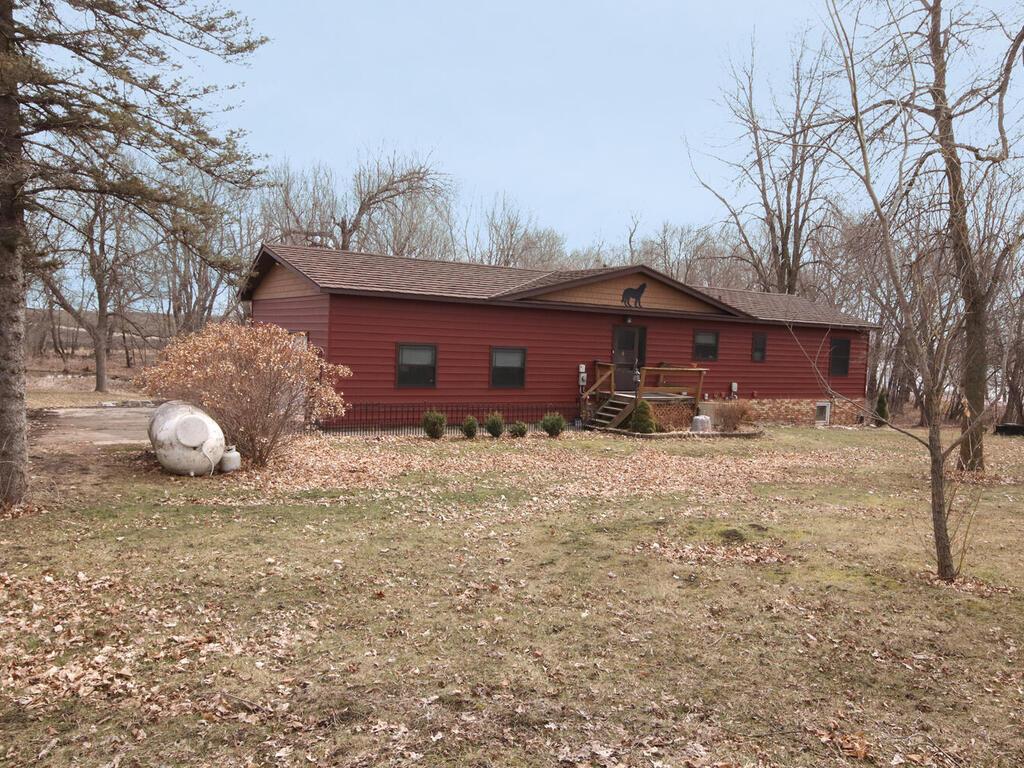 39747 191st Avenue, Le Center, MN 56057 MLS 5727107 Edina Realty