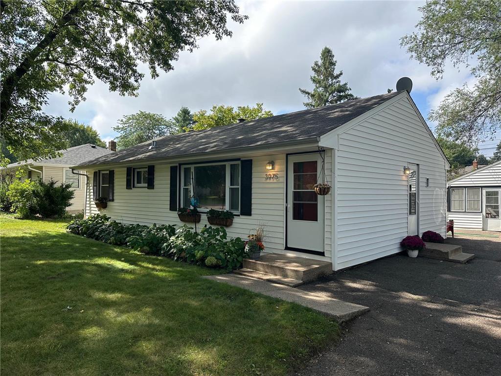 3975 Homewood Avenue White Bear Twp MN 55110 6781064 image1