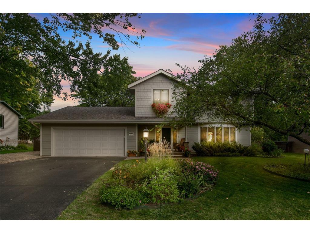 3975 Woodview Drive Vadnais Heights MN 55127 6432257 image1