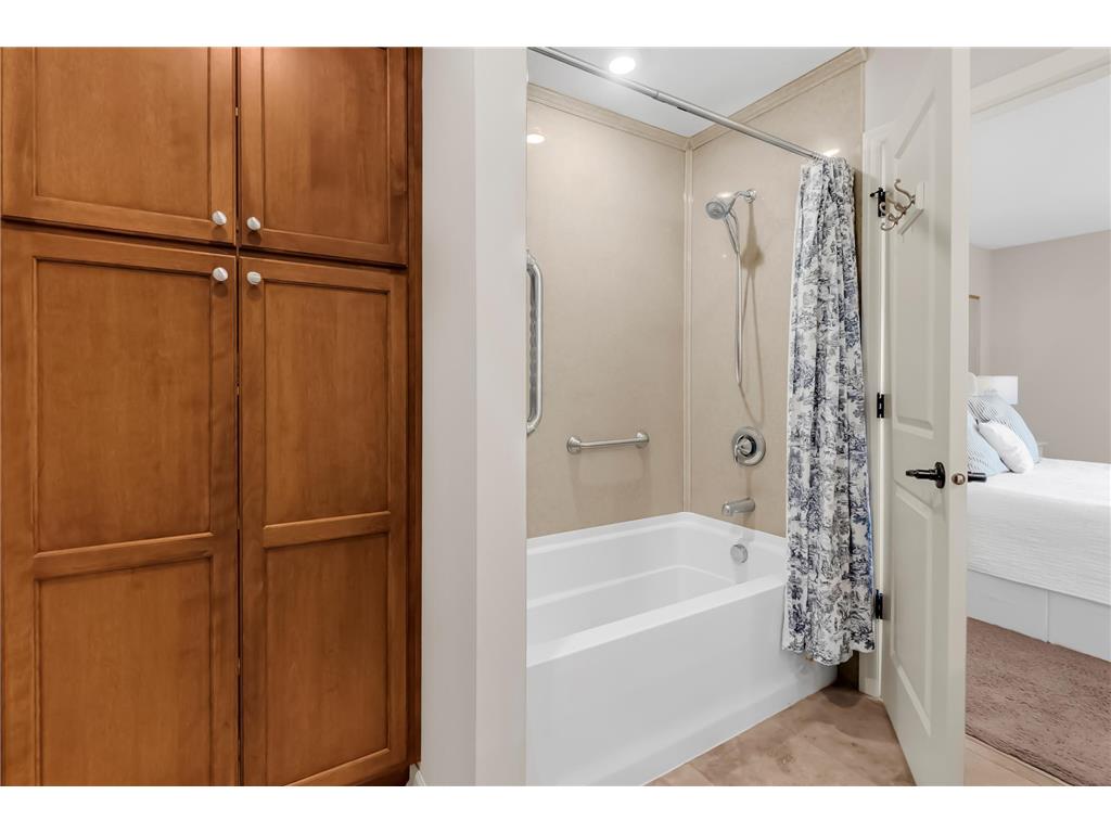 3976 Cedar Grove Lane Eagan MN 55122 7030627 image16