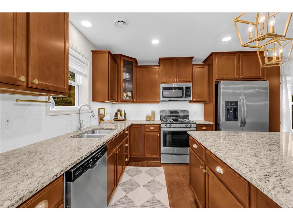 3976 Cedar Grove Lane Eagan MN 55122 7030627 image4