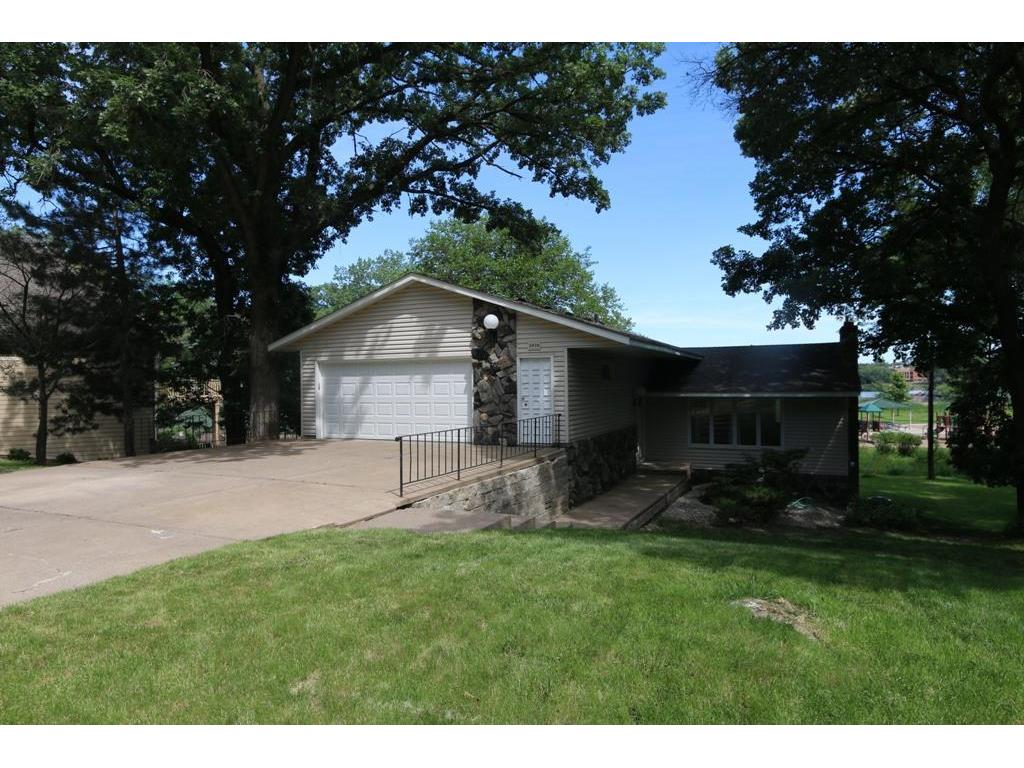 3976 Glenview Avenue Arden Hills MN 55112 - Valentine 6551416 image1