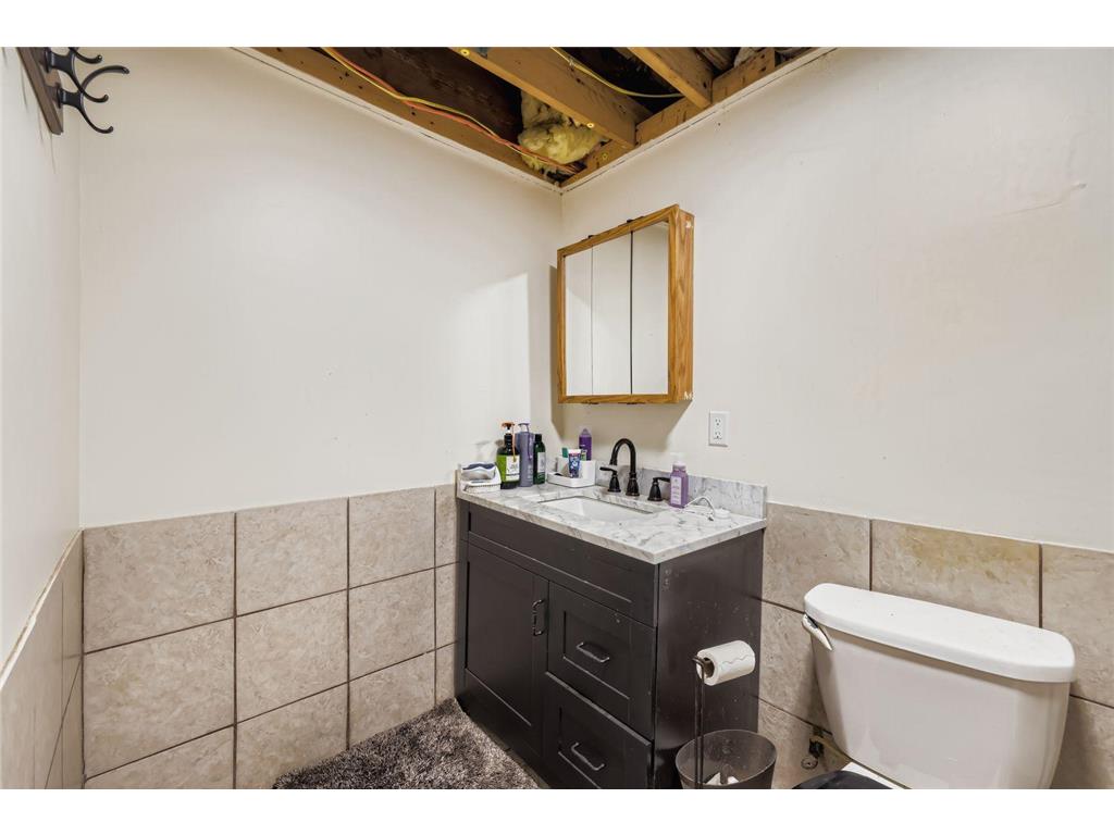 3977 Clover Avenue Vadnais Heights MN 55127 6823076 image23