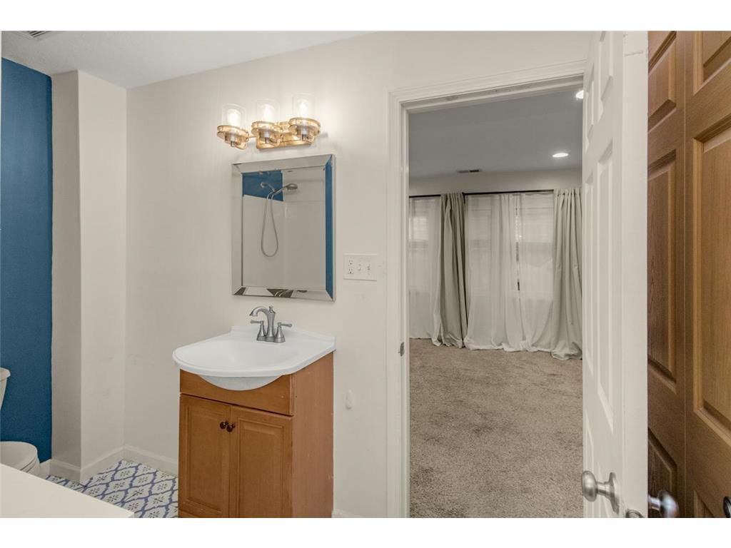 398 Banfil Street Saint Paul MN 55102 6813421 image12