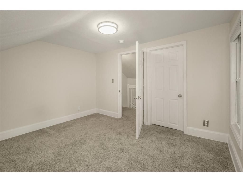 398 Banfil Street Saint Paul MN 55102 6813421 image21