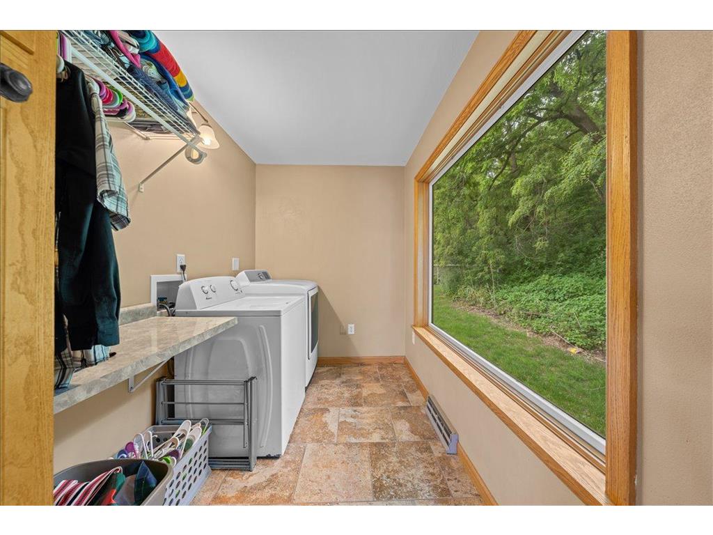 398 E Wall Street Ellsworth WI 54011 7084886 image15