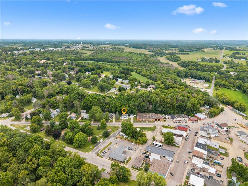 398 E Wall Street Ellsworth WI 54011 7084886 image35