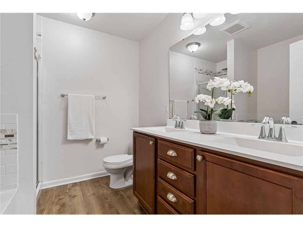 3981 Cedar Grove Lane Eagan MN 55122 7095805 image15