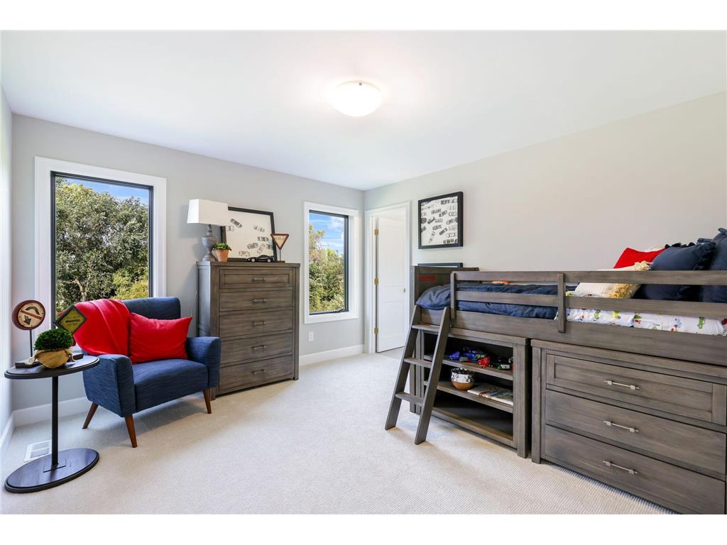 3981 White Oak Lane Chanhassen MN 55331 6818889 image20