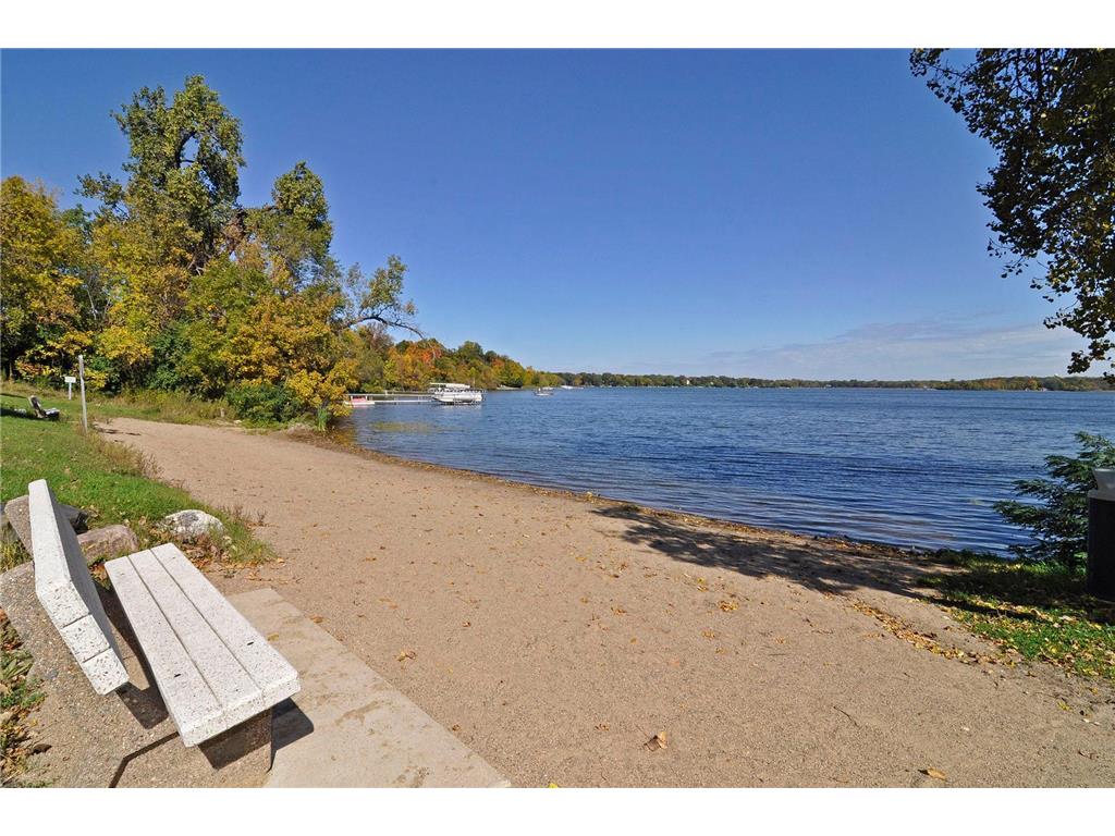 3981 White Oak Lane Chanhassen MN 55331 6818889 image30