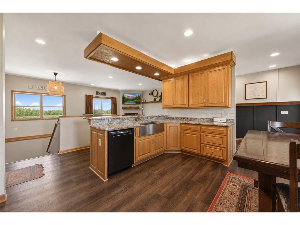 39825 Palm Street NW Stanchfield MN 55080 7039035 image8