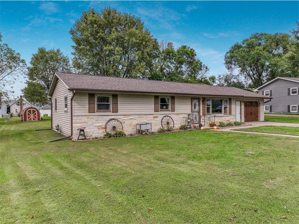 39885 Winsand Drive Pigeon Falls WI 54758 6793974 image1
