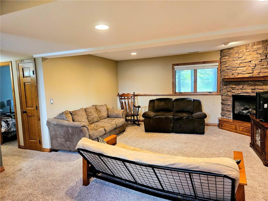 399 5th Avenue SE Dover MN 55929 7061870 image18