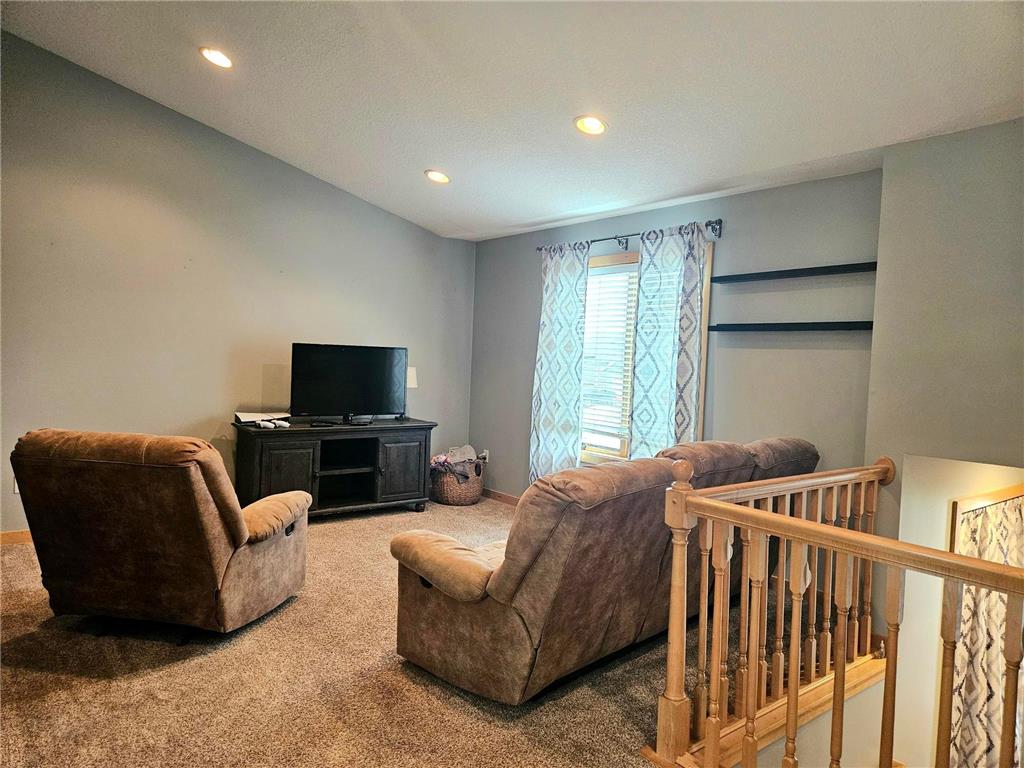 399 5th Avenue SE Dover MN 55929 7061870 image7