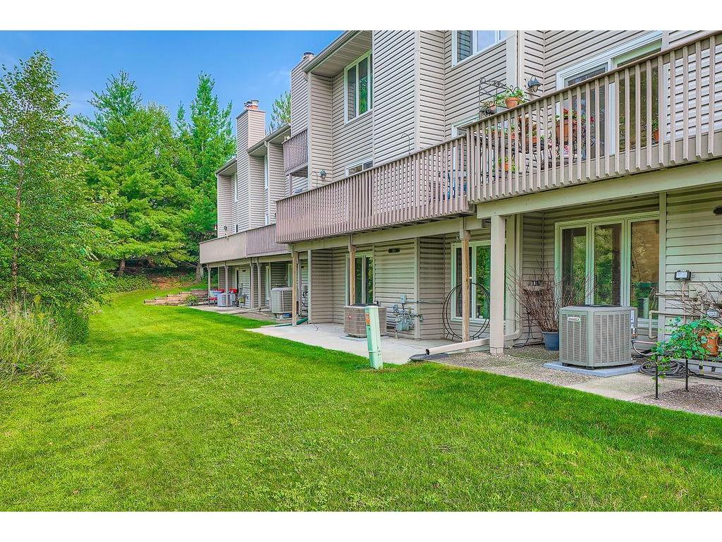 399 County Road C W Roseville MN 55113 6748912 image1