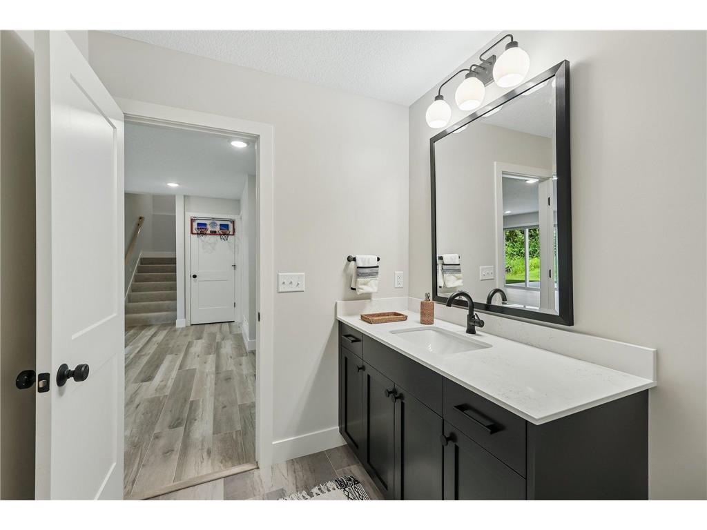 399 Tessier Court Vadnais Heights MN 55127 7108094 image42