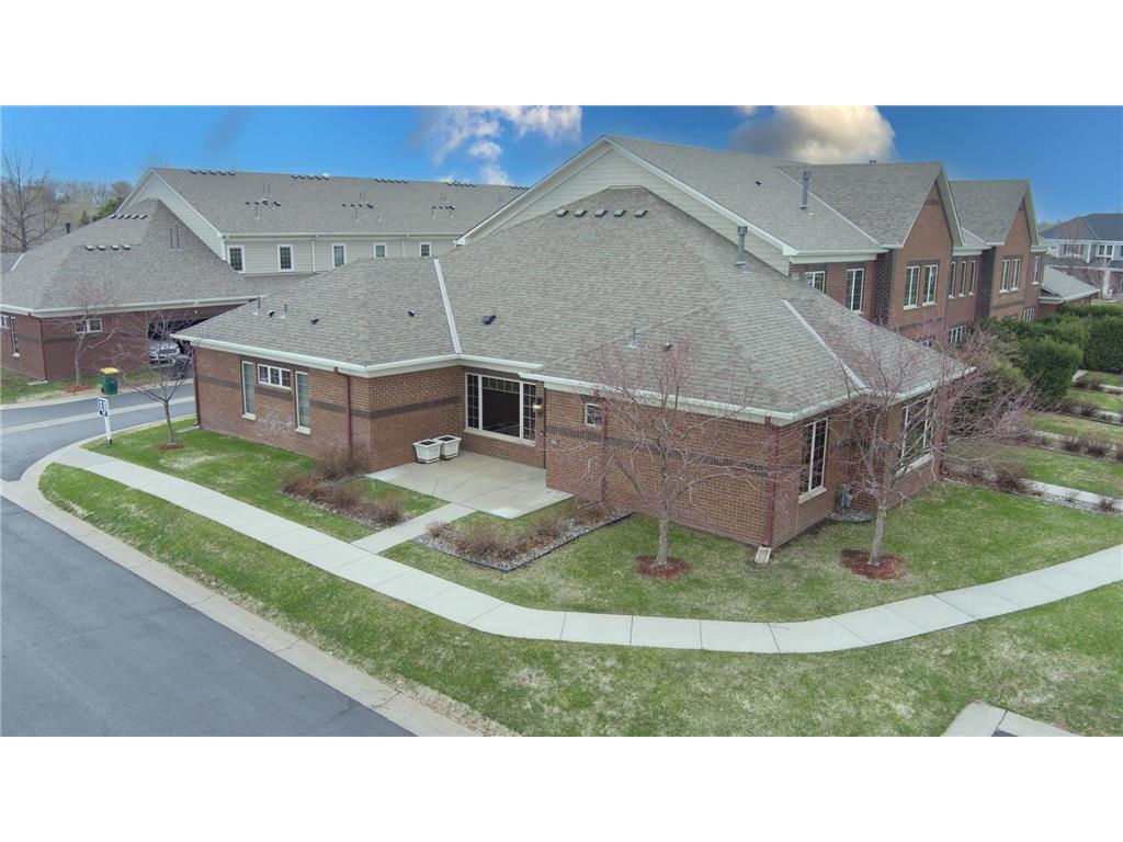 399 Valley Commons, Hudson Twp, WI, 54016 MLS 6360379 Edina Realty