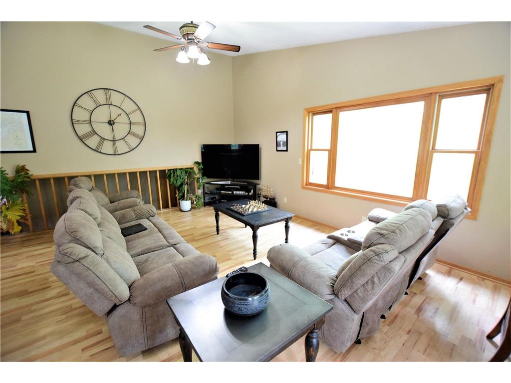 39947 River Oaks Drive Roseau MN 56751 6781450 image10