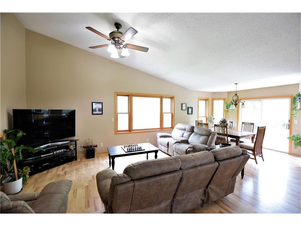 39947 River Oaks Drive Roseau MN 56751 6781450 image11