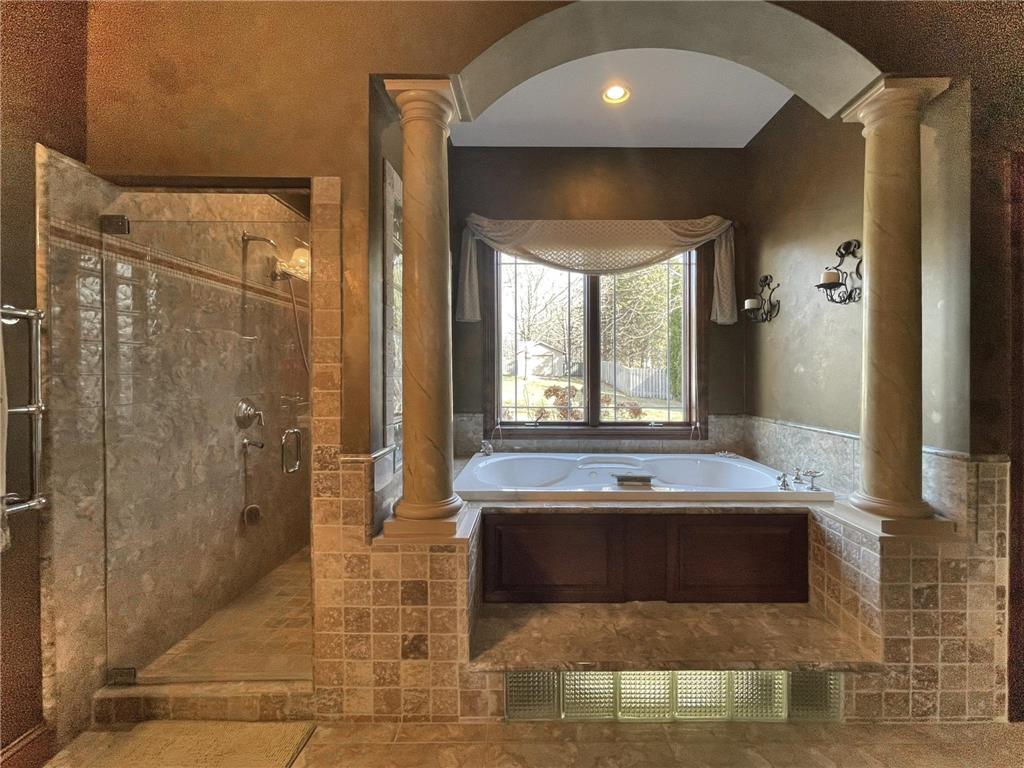 3995 N Shore Drive Orono MN 55364 - Lake Minnetonka 7060360 image17