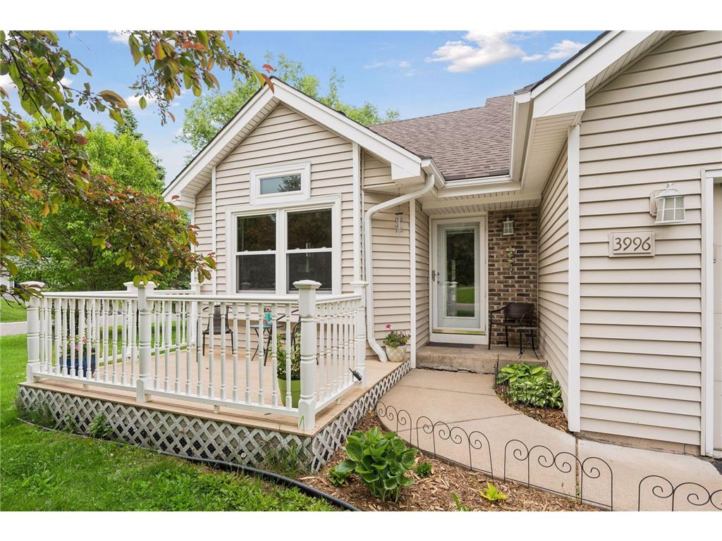 3996 Woodview Drive Vadnais Heights MN 55127 7081870 image1