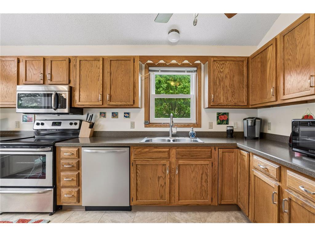 3996 Woodview Drive Vadnais Heights MN 55127 7081870 image5
