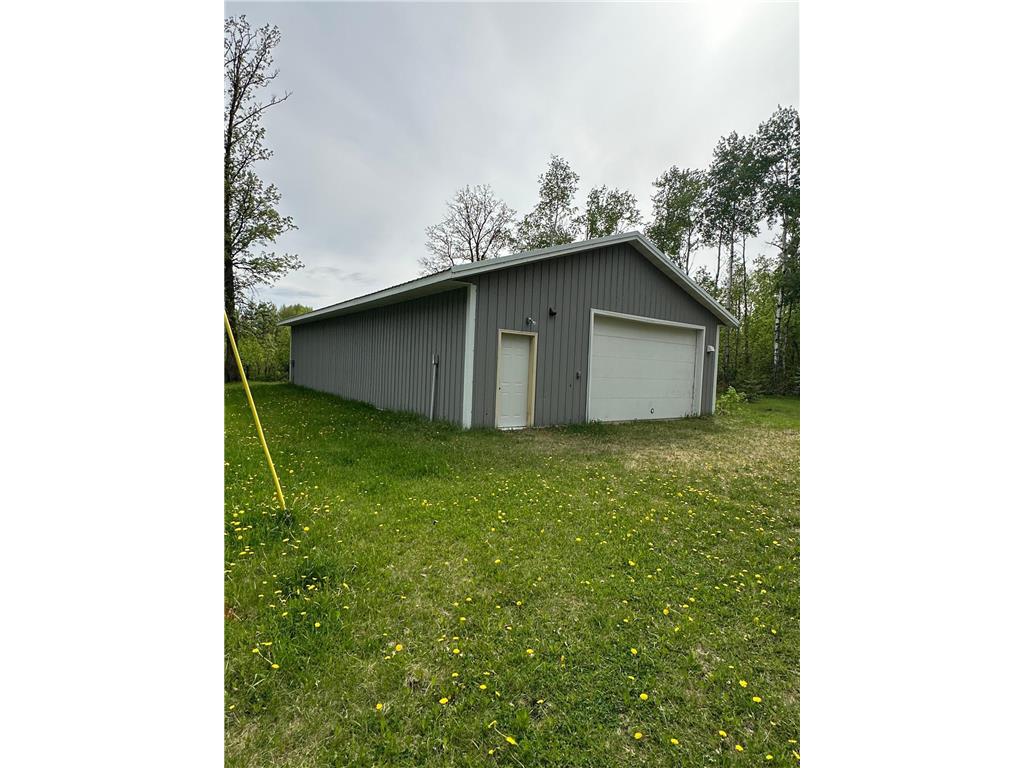 39987 275th Street Roseau MN 56751 6726444 image1