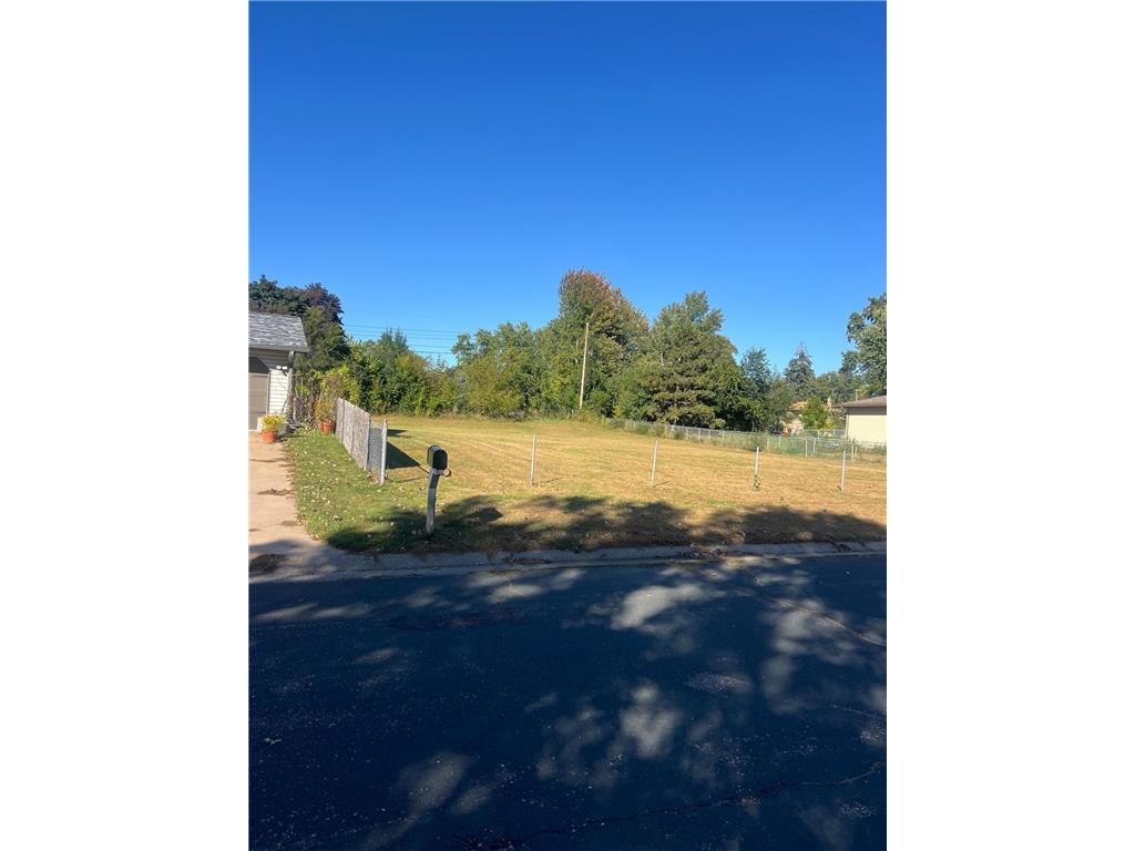 3XX Belmont Lane E Maplewood MN 55117 6800493 image4