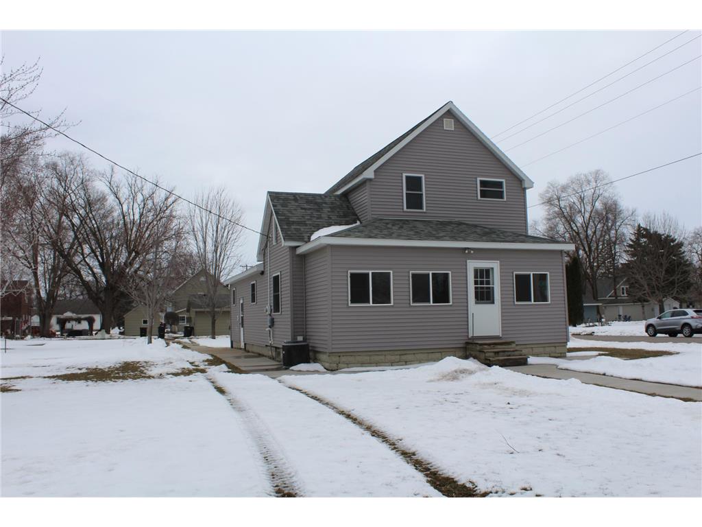 4 2nd Street SE Melrose MN 56352 6511525 image1