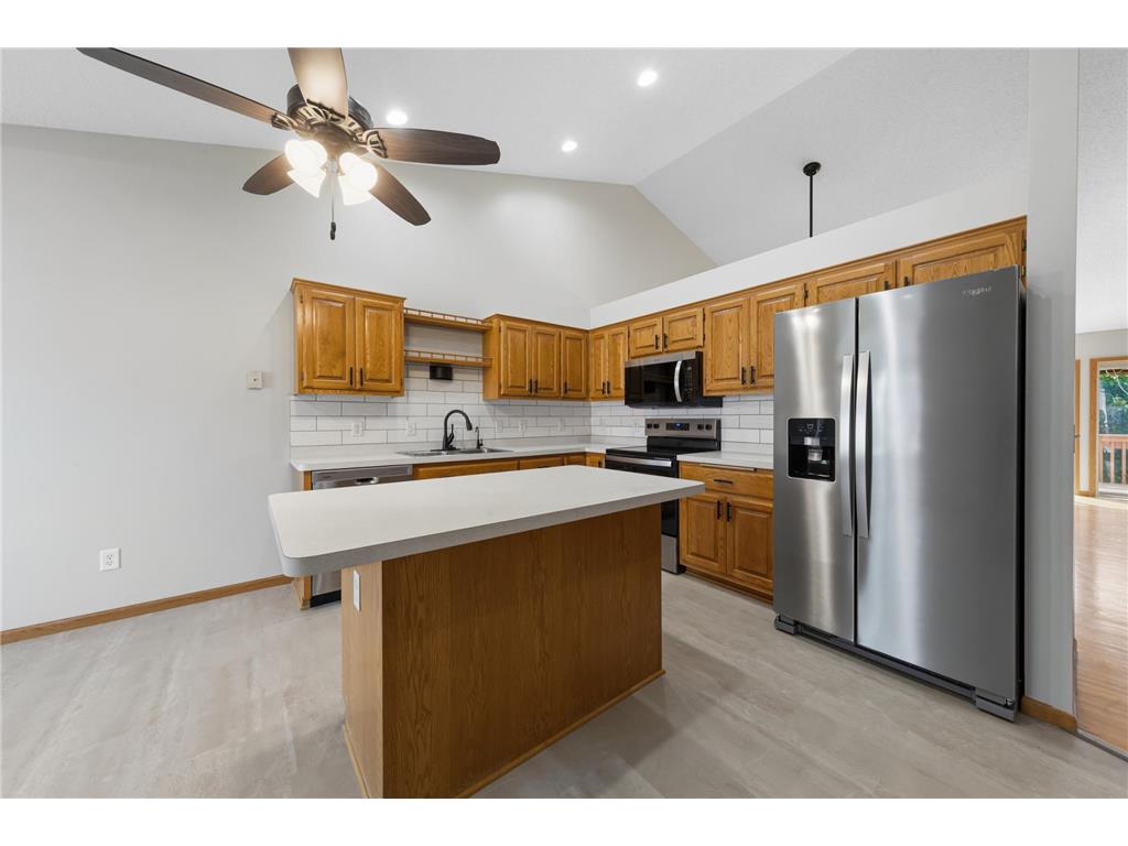 4 Egret Lane Elysian MN 56028 7074166 image6