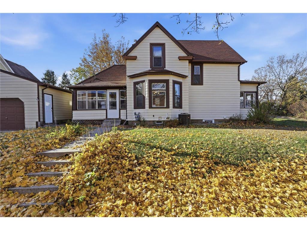 4 Elizabeth Street W Saint Paul MN 55107 6816597 image1