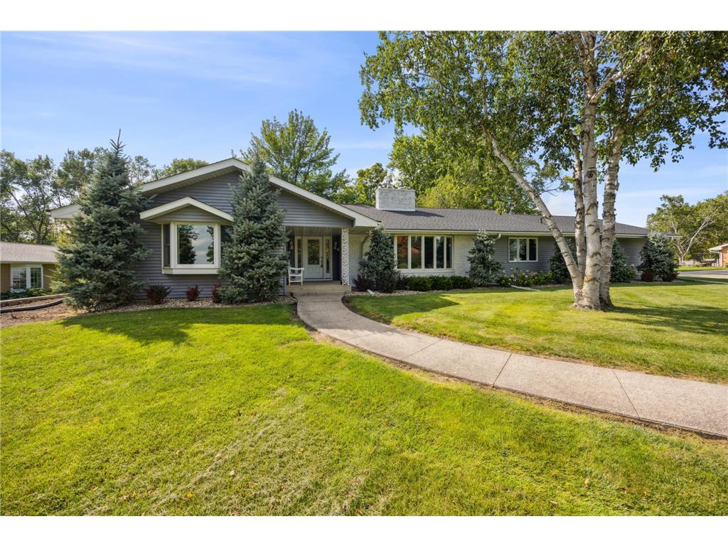 4 Golf Drive Olivia MN 56277 6649034 image1