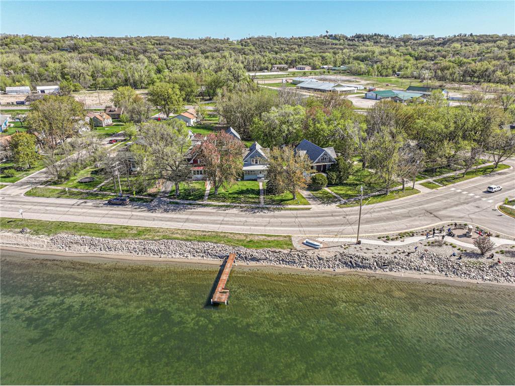 4 N Lakeshore Drive Glenwood MN 56334 - Minnewaska 7048370 image1